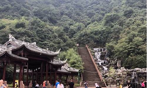 瓦屋山景区门票价格春节_瓦屋山景区门票价格春节有优惠吗