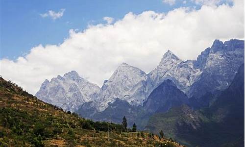 香格里拉旅游攻略必去景点及收费_香格里拉旅游攻略必去景点